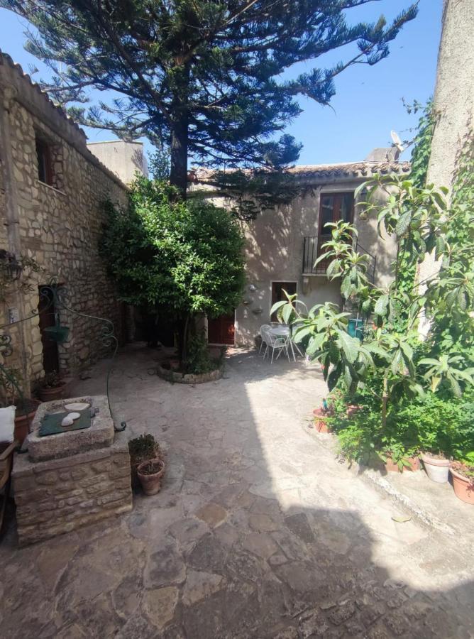 Cortile Via Sales 11 Daire Erice Dış mekan fotoğraf