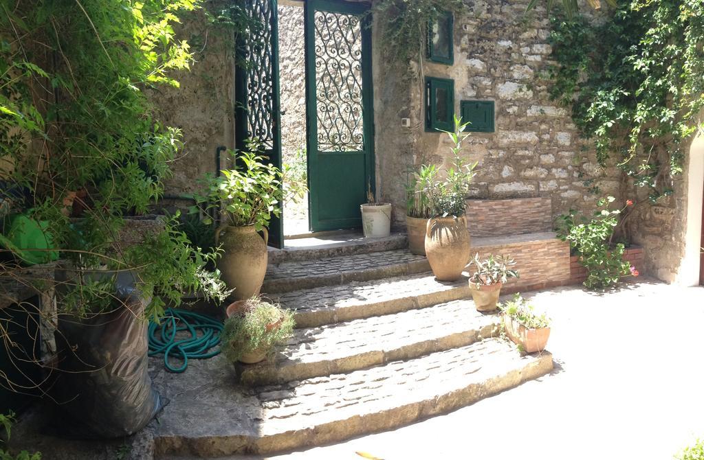 Cortile Via Sales 11 Daire Erice Oda fotoğraf